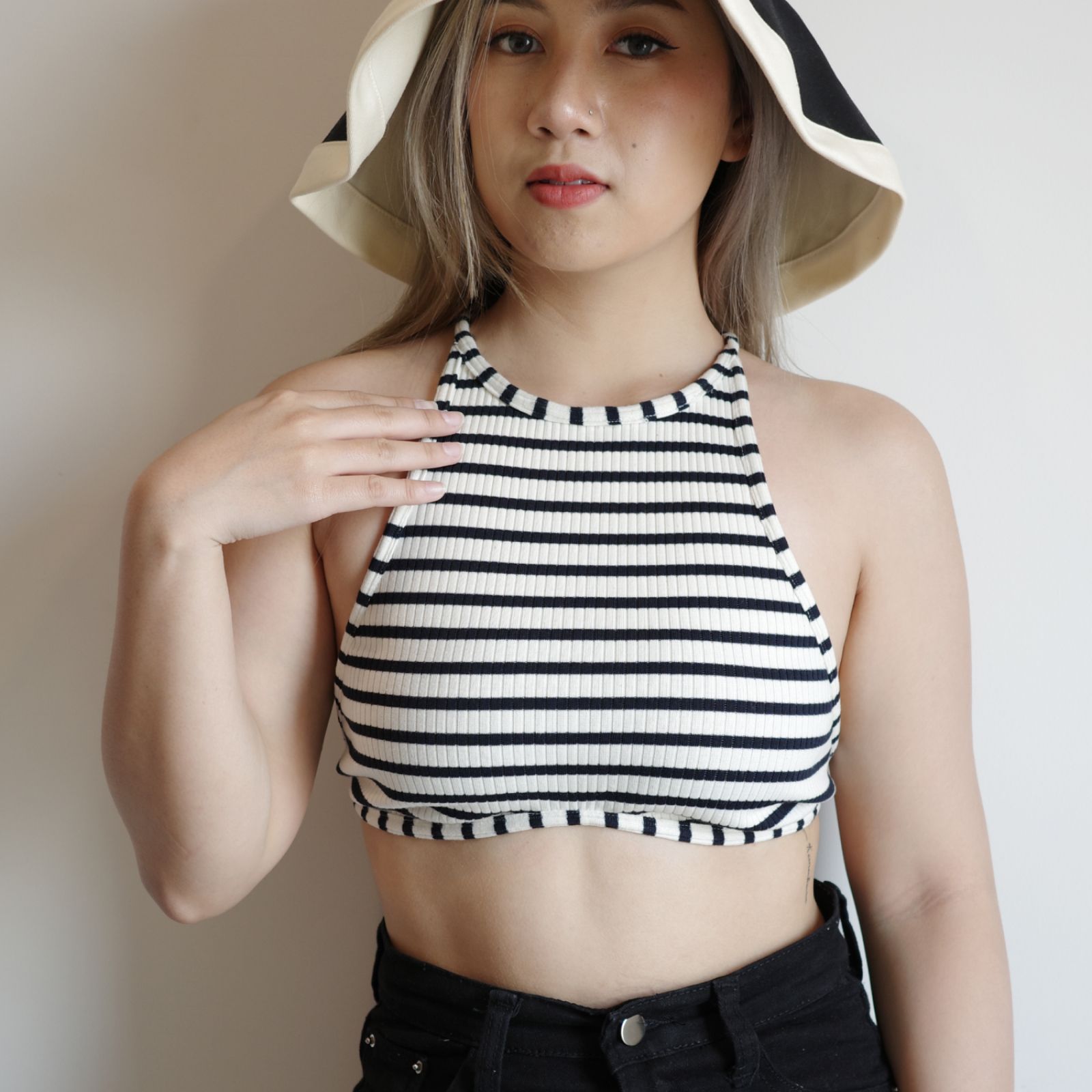 costume